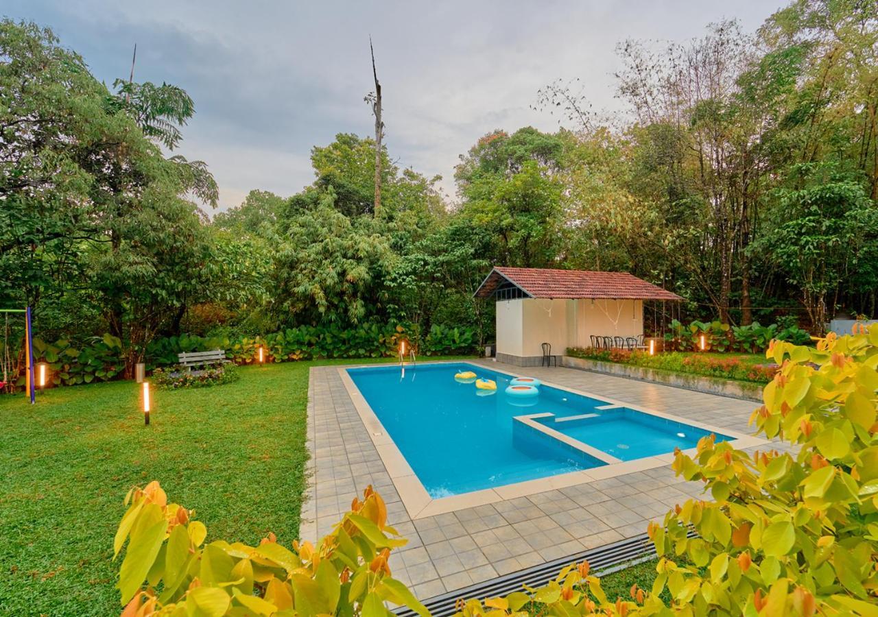 Glen Castle Vagamon Pool Resort By Voye Homes Exterior photo