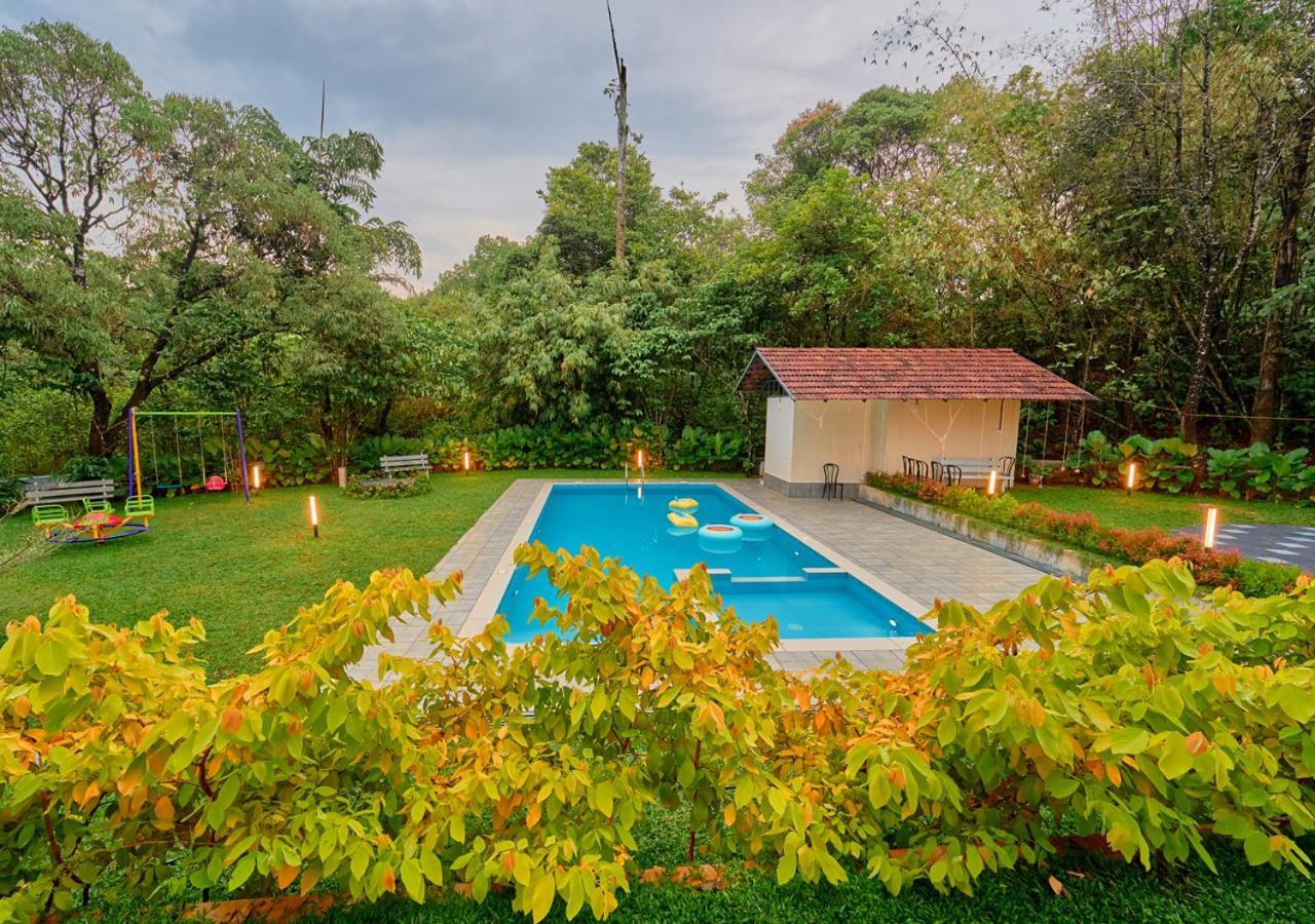 Glen Castle Vagamon Pool Resort By Voye Homes Exterior photo